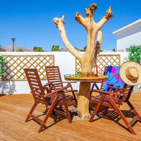 Sleeps 8 Pool Air Con T809737 Villa *